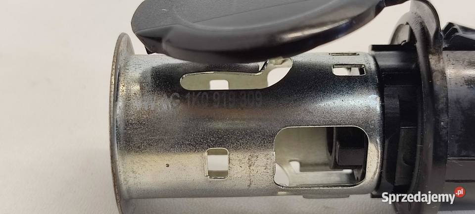 VW TAYRON TIGUAN III GNIAZDO ZAPALNICZKI 12V