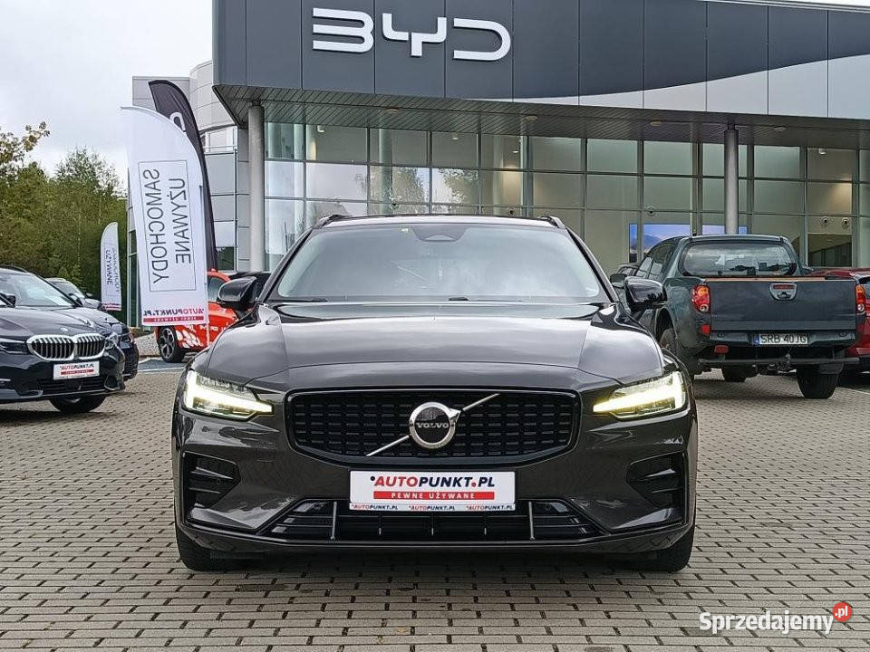 Volvo V60 2023r kamera navi Carplay skóra el