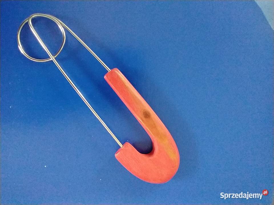 Koralowa agrafka broszka drewno rękodzieło Łódź