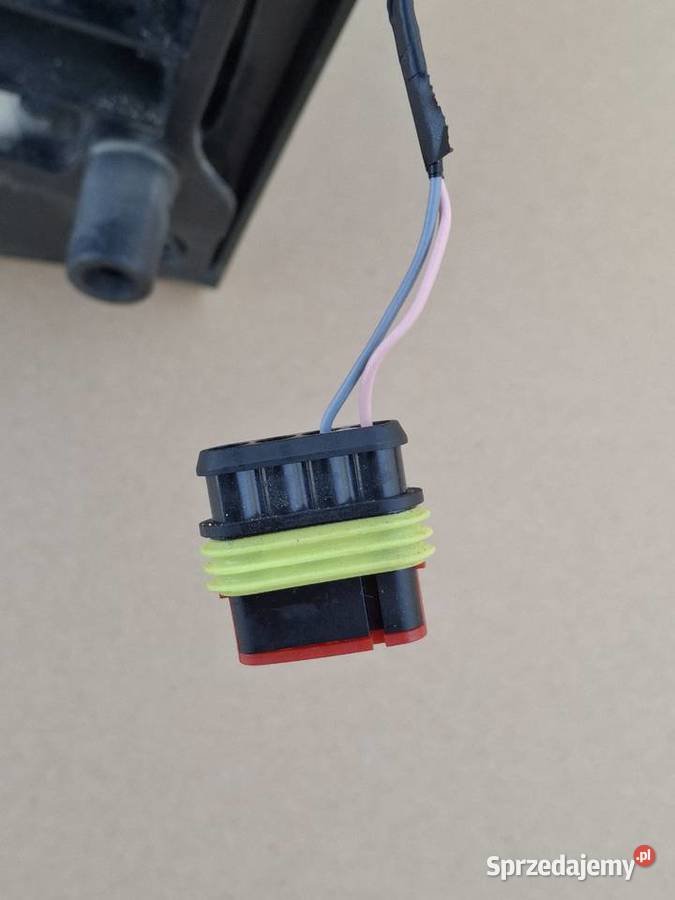 IVECO DAILY 2014 LUSTERKO ZEWNĘTRZNE PRAWE Lusterka zewnętrzne Bieleń