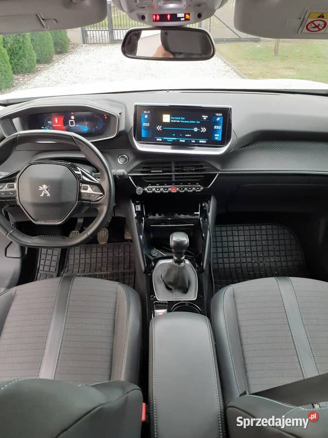 Sprzedam peugeot 2008 15 bluhdi 110 Rok produkcji 2021 Zelów