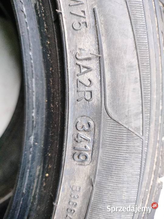 Opony Dunlop 2154516 Dobre Miasto sprzedam
