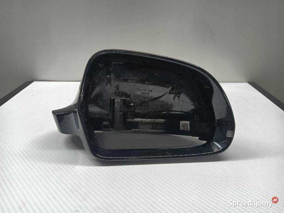 OBUDOWA LUSTERKA PRAWA AUDI A4 B9 8W0857428 osobowe wielkopolskie