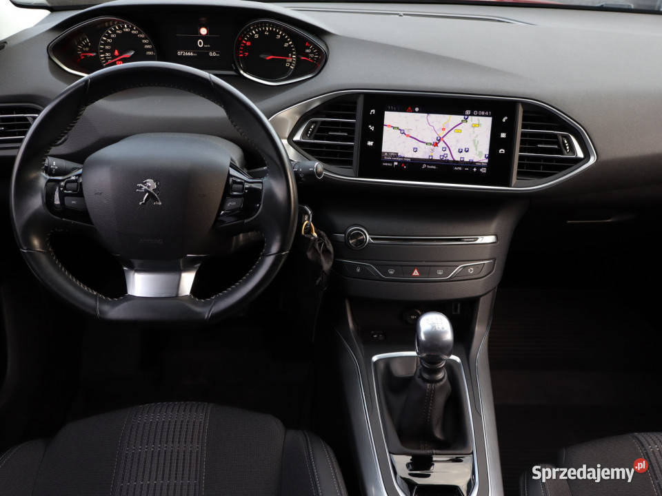 Peugeot 308 12 PureTech sprzedam