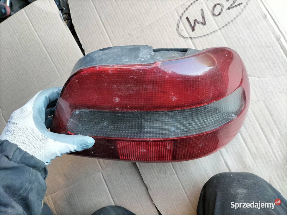 Volvo S40 LAMPA PRAWY TYŁ PRAWA TYLNA WKŁAD osobowe Kamień-Kolonia sprzedam
