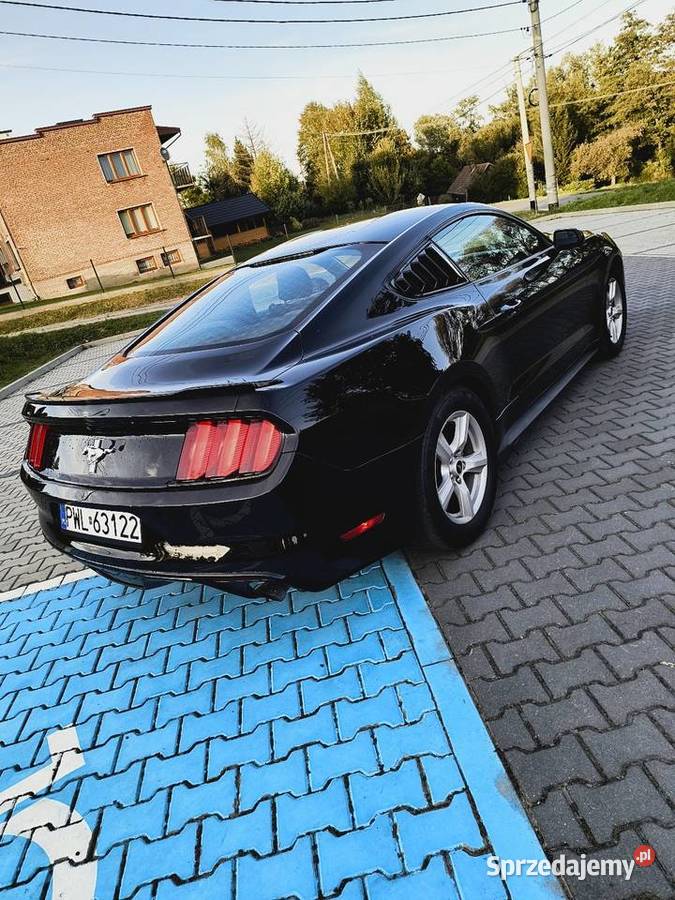 Ford Mustang VI 37 V6 benzyna Ford Tarnów