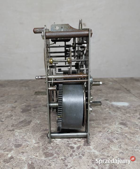 M154 Mechanizm starego zegara ściennego Gustav Antyki Tczew