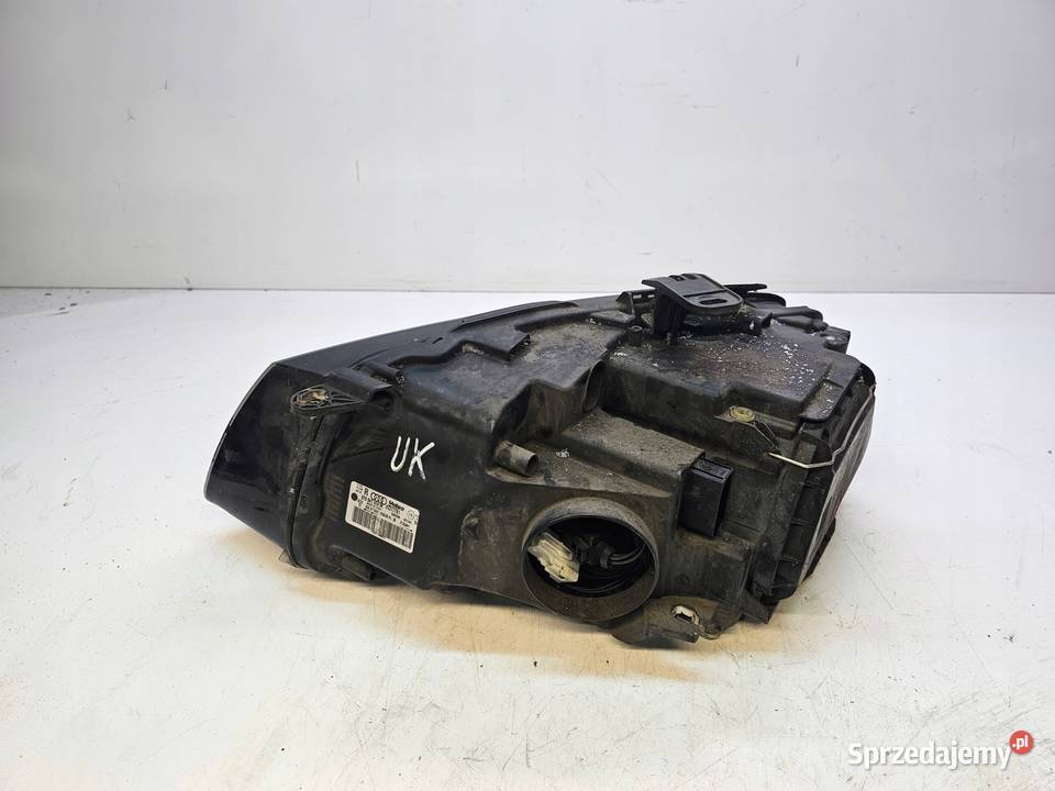 REFLEKTOR PRAWY PRZÓD AUDI A5 8T0941004M XENON Przystajń sprzedam
