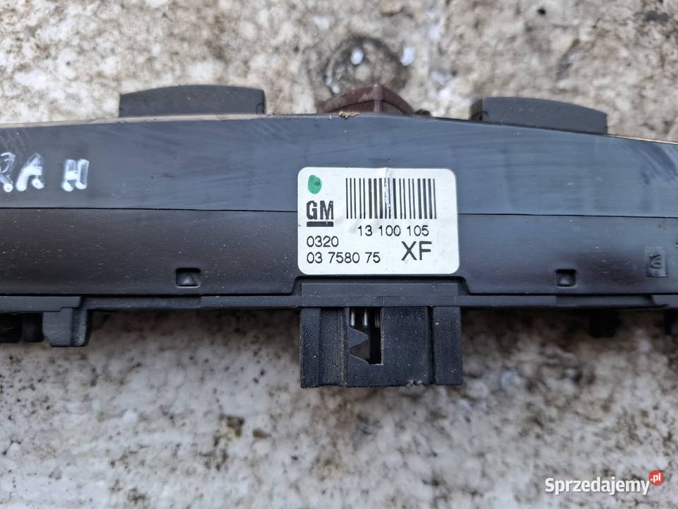 Panel Włącznik Świateł Awaryjnych Opel Astra H Wisznice