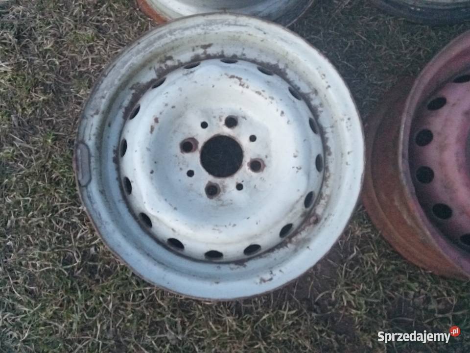 Polonez Borewicz FSO kapsle Fiat 125p felgi z podkarpackie Stalowa Wola sprzedam