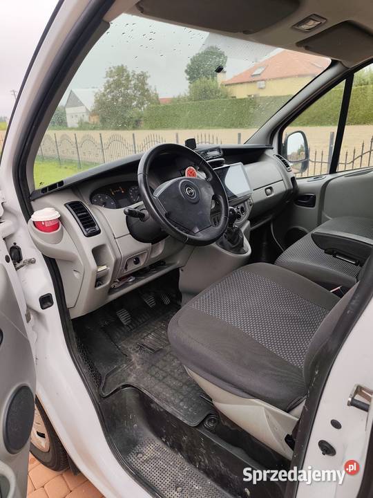 Opel Vivaro 25 TDCI Brygadówka Klima Oleszyce