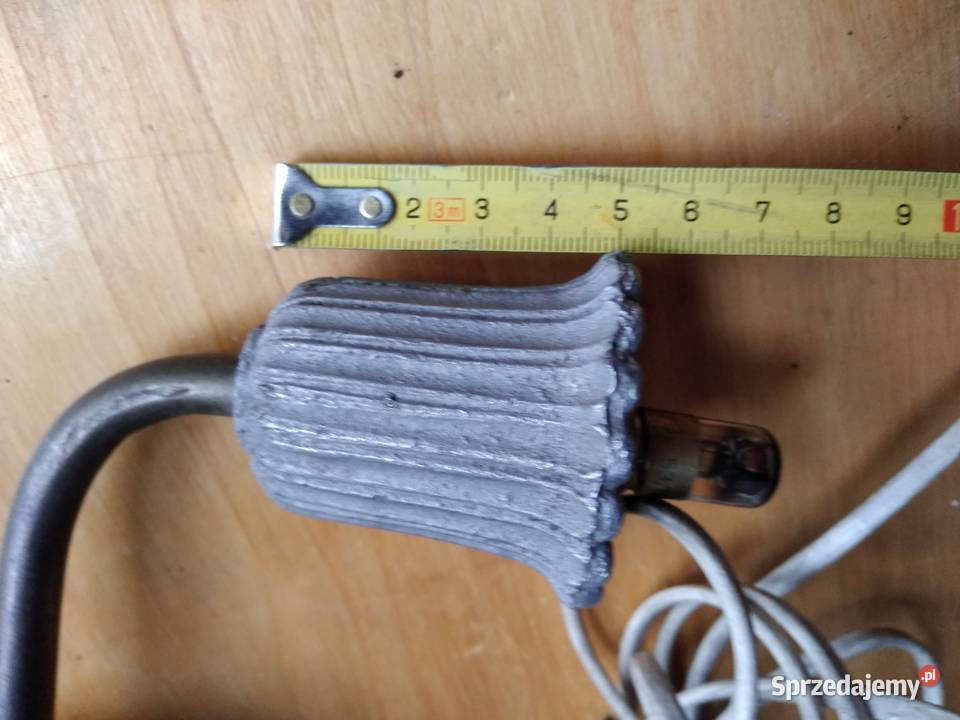 Stara lampka ołtarzowa imitująca płomyk zabytek Dąbrowa Górnicza