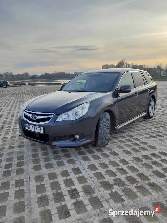 Subaru legacy V 2009 2000cm3 mazowieckie Radom sprzedam
