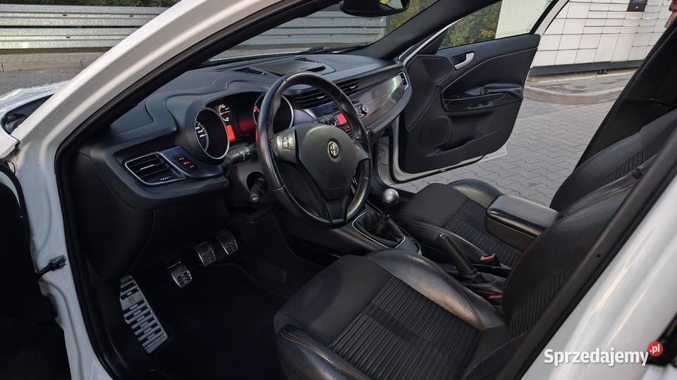 alfa romeo giulietta giulieta giulietta niski światła przeciwmgielne Alfa Romeo pomorskie