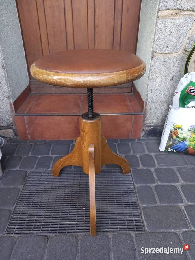 Stary stołek taboret obrotowy z regulacją Rawicz