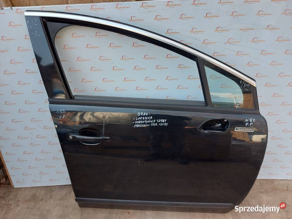 PEUGEOT 3008 I 12r drzwi prawe przód 140 Kielce