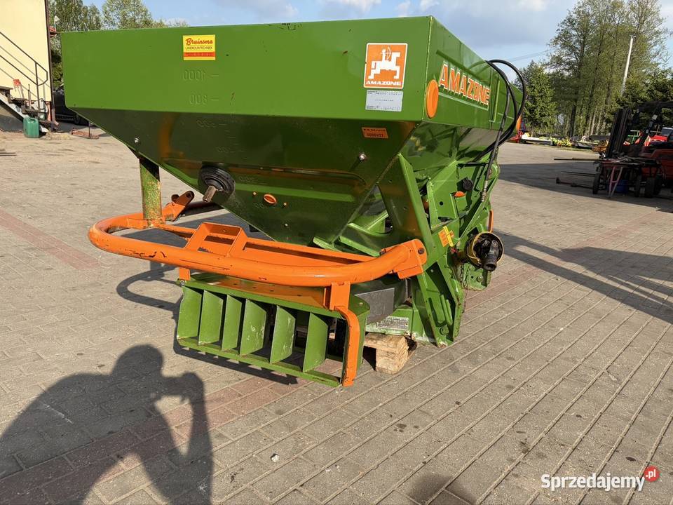 Rozsiewacz nawozów Amazone M MaxiS 1500 siewka Myszyniec