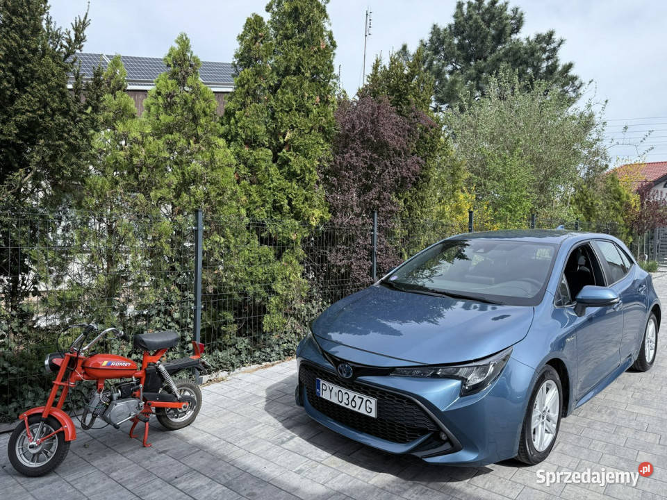 Toyota Corolla Hybryda niski przebieg oryginalny Poznań