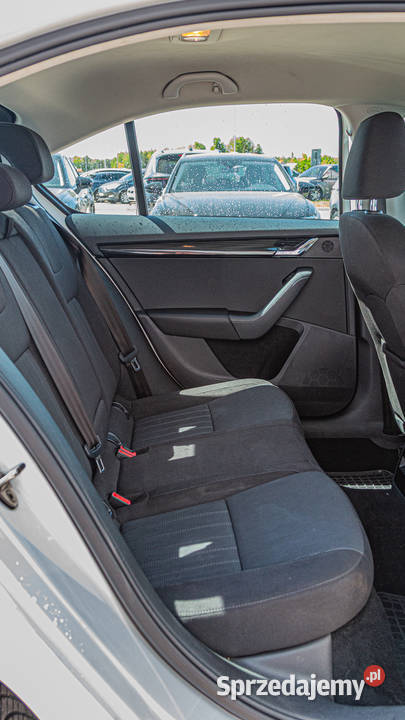 Skoda Octavia 15 TSI automat na prywatne raty Warszawa