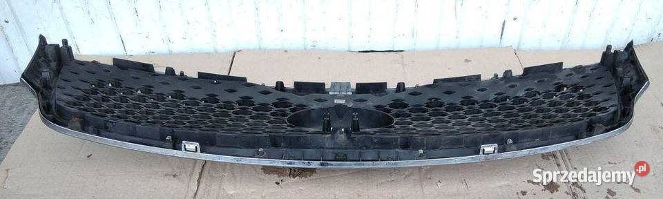 KIA SPORTAGE III 16 GRILL ATRAPA