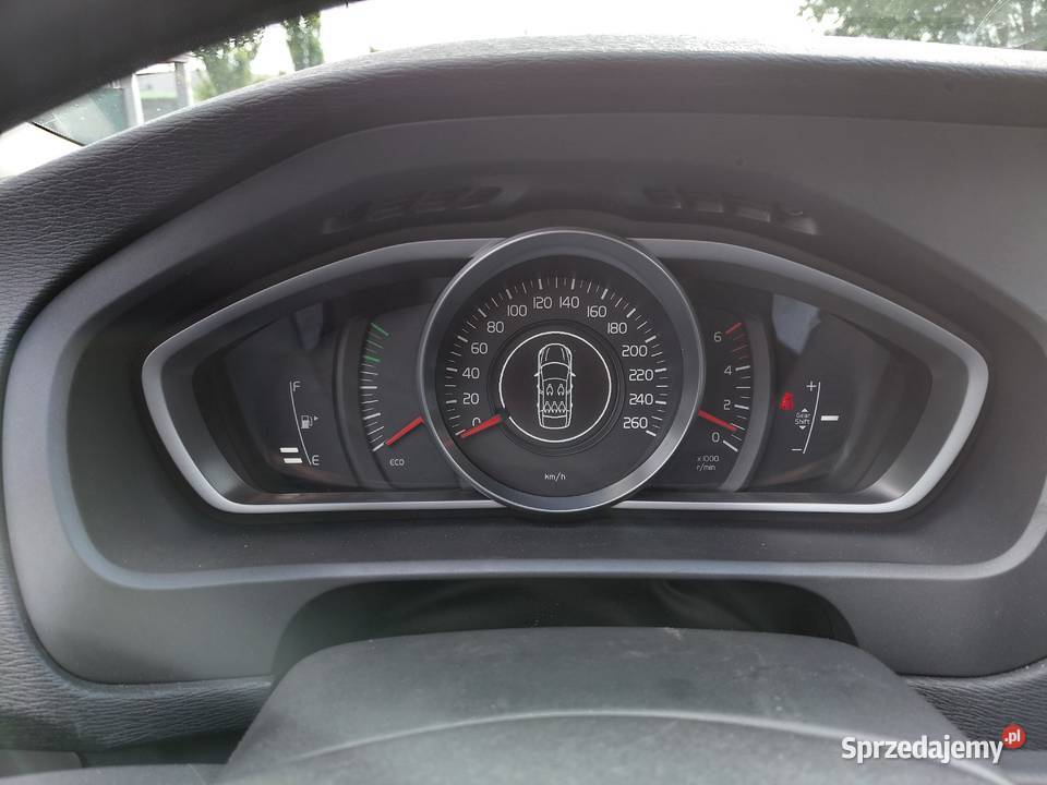 Volvo V40 16D 116Koni 2015 Sprowadzone podlaskie Brańsk
