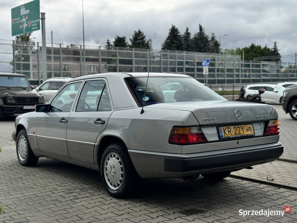 Mercedes W124 300E 4MATIC Japonia 64 000 Pełna lakier metallic Węgrzce sprzedam