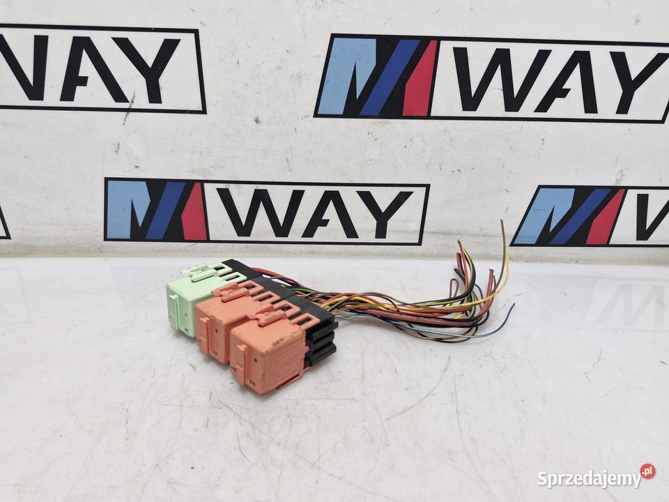 8373700 BMW E61 PRZEKAŹNIKI BAGAŻNIKA dolnośląskie