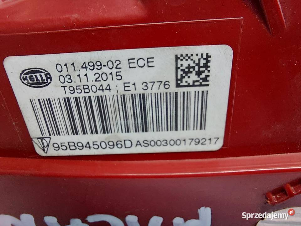 PORSCHE MACAN S 95B Lampa tył prawa 95B945096D