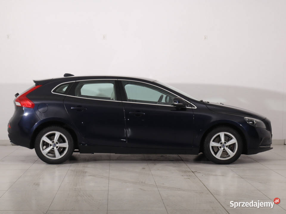 Volvo V40 20 D3 143106km mazowieckie Piaseczno