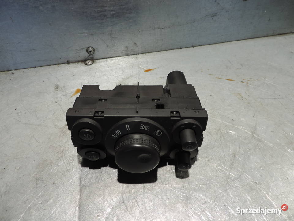 WŁĄCZNIK PRZEŁĄCZNIK ŚWIATEŁ 13100124 OPEL ASTRA Nowy Sącz