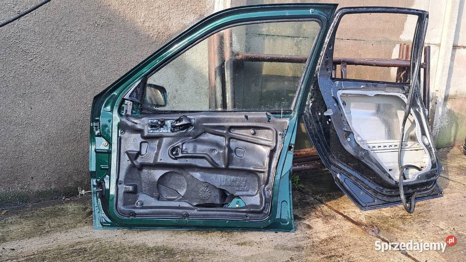Polo VW 6N drzwi prawy przód Częstochowa