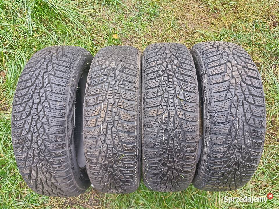 Opony zimowe Nokian 16560 R15 bieżnik 8mm Ostrołęka