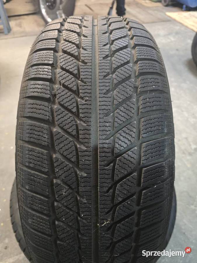 Opony zimowe 225 50 17 z 2024r wielkopolskie Kajew sprzedam