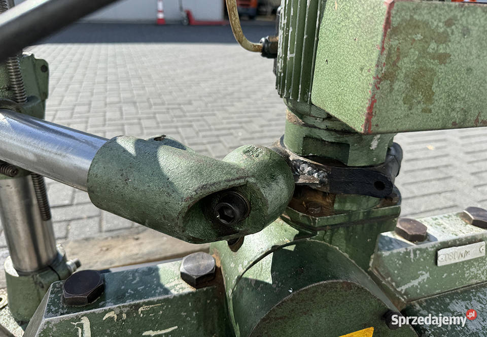 Posuw mechaniczny 4rolkowy dwustronny pomorskie sprzedam