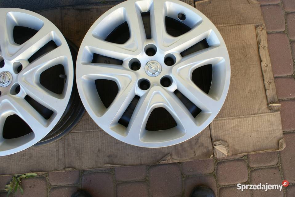 Felgi 5x110x651 ET39 65Jx16 Opel Asta H Mwriva B Opony i felgi Nozdrzec