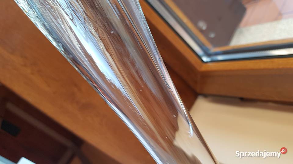 Wazon z liściem liśćmi flet Ząbkowice szkło PRL Dąbrowa Górnicza