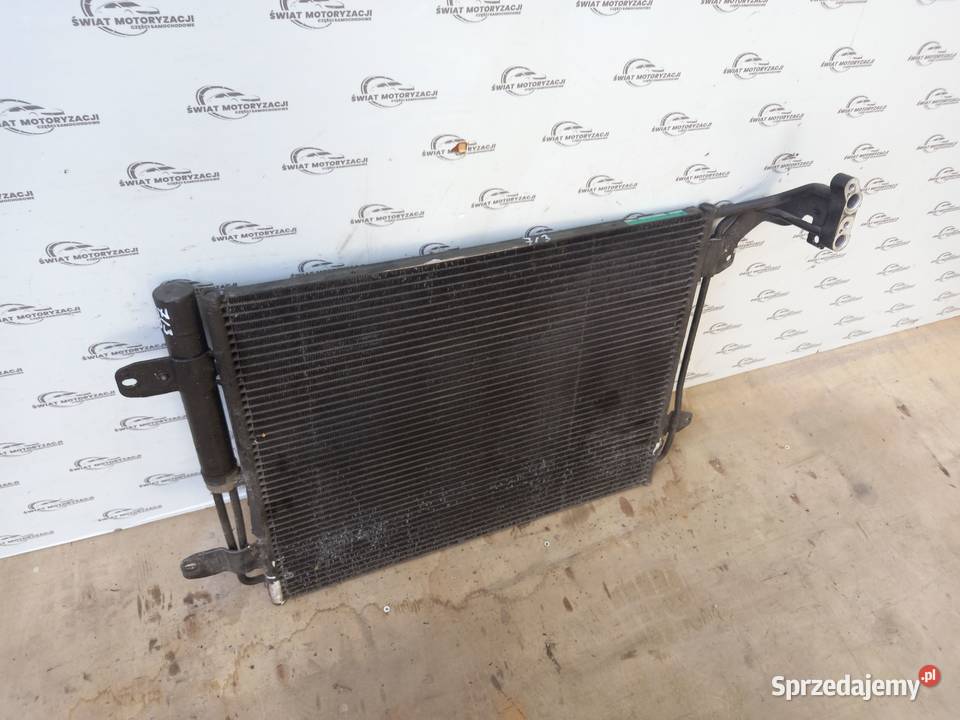 VOLKSWAGEN TIGUAN 5N 08r chłodnica klimatyzacji Kielce