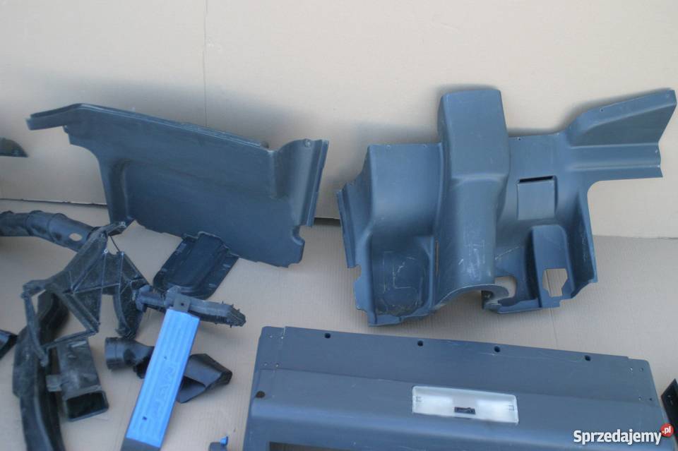 MAN TGL PLASTIKI WNĘTRZA KABINY OSŁONA ciężarowe Bieleń