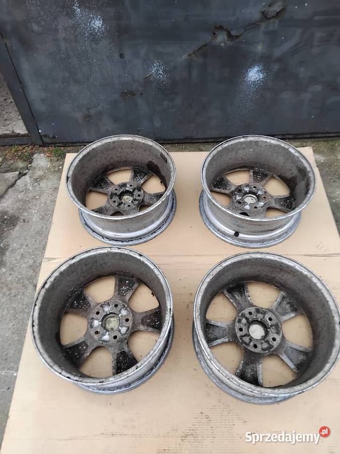 Hyundai i40 felgi aluminiowe 7jx16 5x1443 Mosina