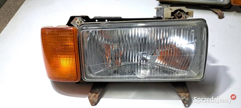 Reflektor kierunkowskaz prawy Audi 80 B2 Luzino sprzedam