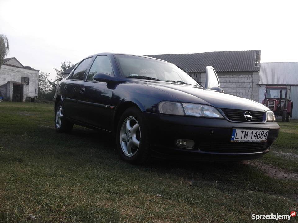 Vectra B ZAMIENIE NA QUADA full BIAŁA SKÓRA