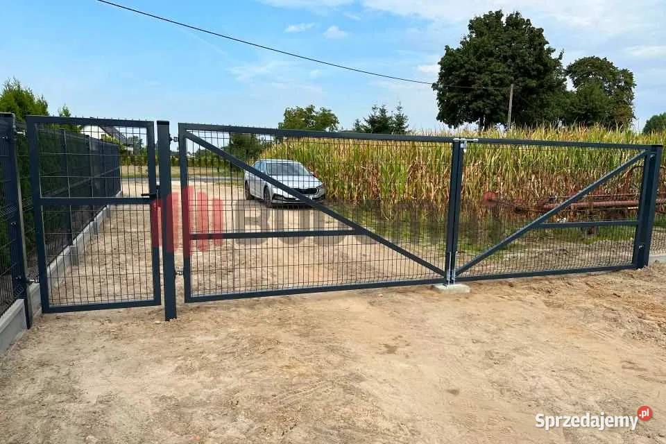 Brama uchylna dwuskrzydłowa wjazdowa na pilota Łabiszyn