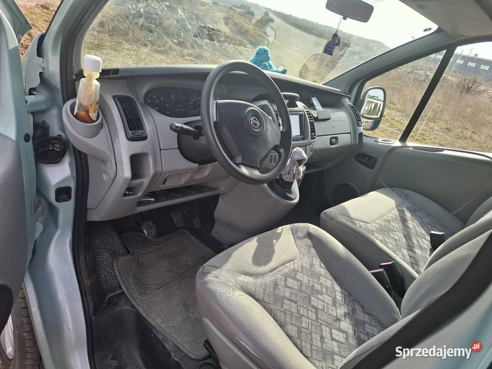 Sprzedam ładnego Opla vivaro welurowa tapicerka Radom