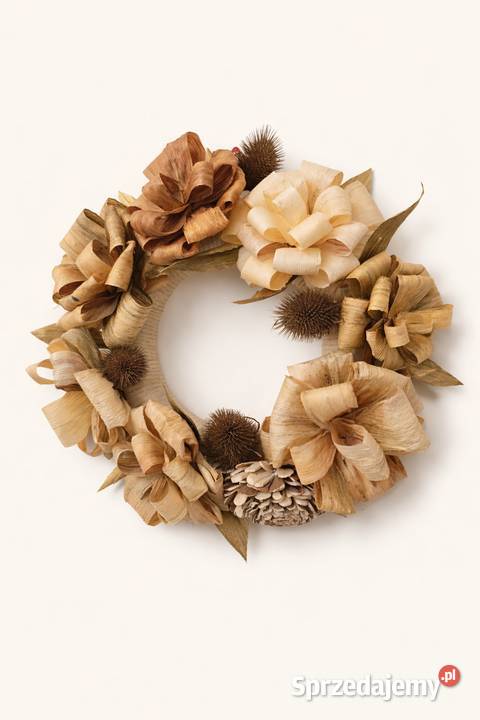 Wianek z kwiatami z liści kukurydzy Węgorzewo