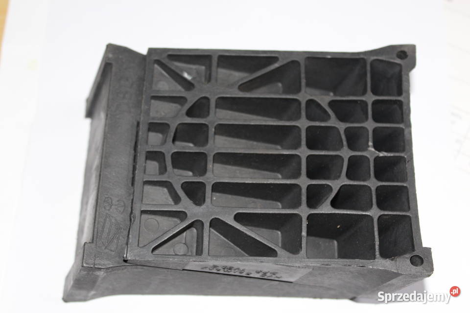 Land Rover klin pod koło Pleszew
