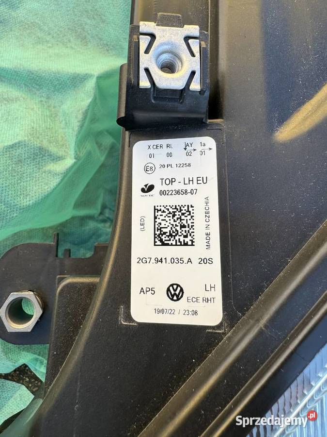 Volkswagen Taigo full led nowy przdenie lampy osobowe Zawidów