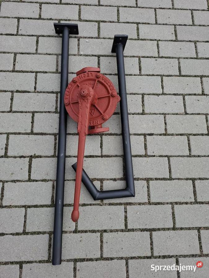 Pompa paliwa i oleju Pozostałe Mokre sprzedam