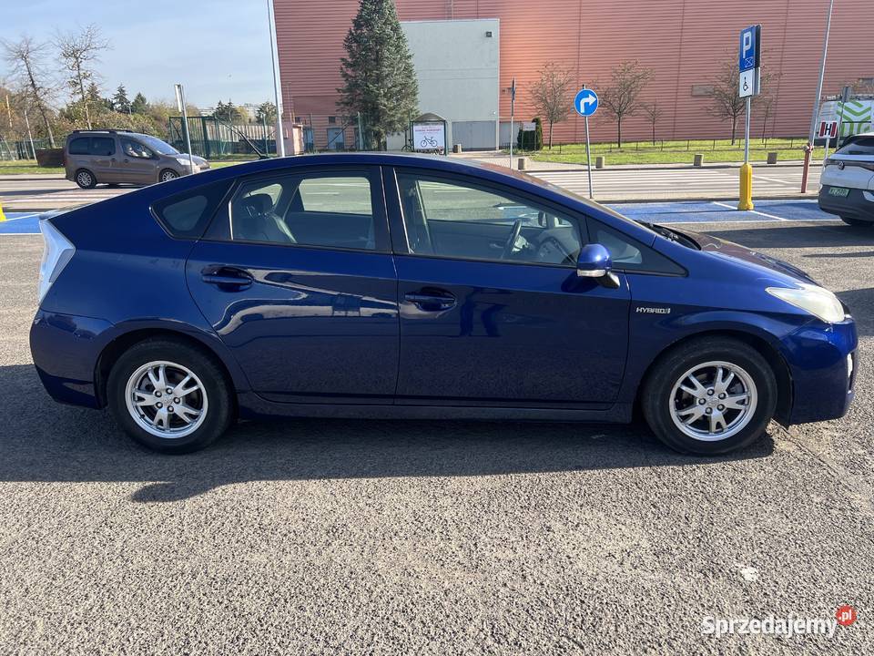 Sprzedam Toyota Prius III 2012 319000km sprzedam
