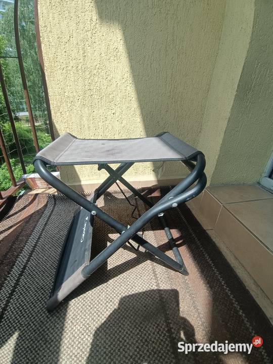 Małe składane krzesełko na ryby