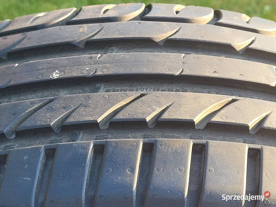 Opony letnie Kormoran UHP 205 50 R17 Roczyny sprzedam
